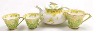 A Paragon and Crownford porcelain Primrose pattern part tea service, comprising Crownford teapot,... - 3