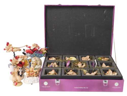 A Piggin' Greatest Hits 2003 boxed set, together with Piggin' Jingle Bells, boxed, Candy Kisses,...