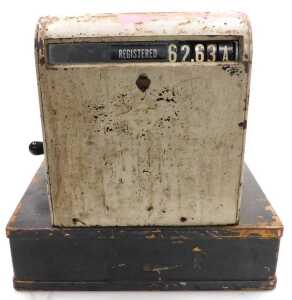An early 20thC Service National cash till, S5014543, N-1652-D. - 5