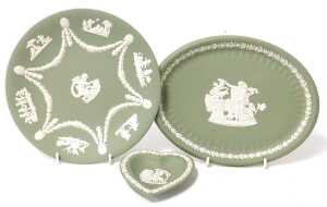 A group of Wedgwood Jasperware, in light and dark blue, and green, including dressing table... - 3