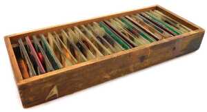 A box of late 19thC microscope slides, with botanical and other specimens. - 5