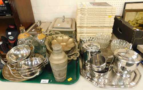Silver plated wares and household wares, etc., to include a cocktail shaker, small serving bowls,...