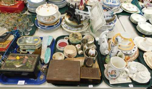 Ceramics and household items, to include collectors plates and stands, a small trio, a Queen...
