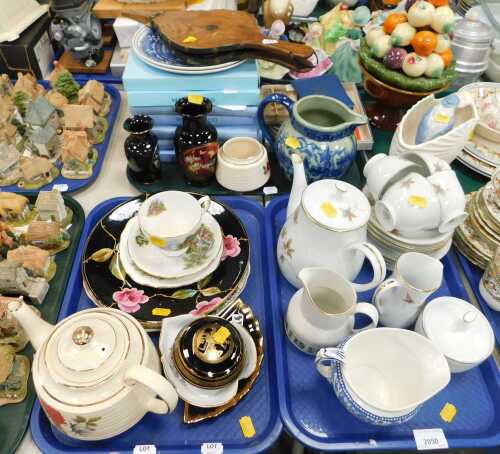 Ceramics, to include Royal Ceramics part tea service, items include teacups, saucers, side...