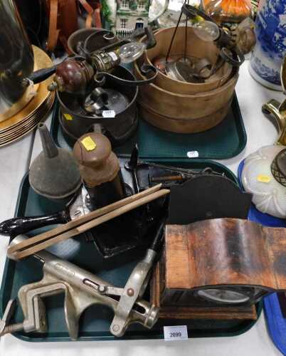 Household metalware, to include a bench fitting rapid corkscrew, an Imperial Clock Company clock,...