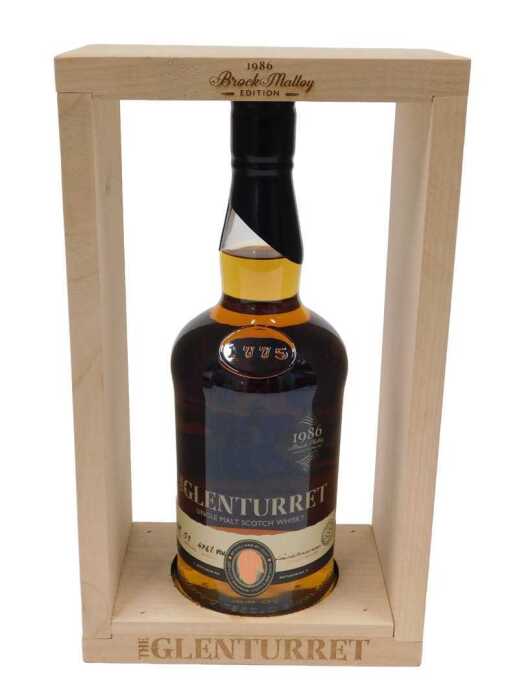 A bottle of The Glenturret 1986 single malt whisky, case number 328, bottle number 59, strength...
