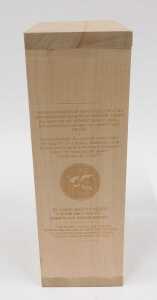 A bottle of The Glenturret 1986 single malt whisky, case number 328, bottle number 59, strength... - 4
