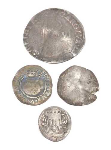 Various coins. A James I half groat, circa 1611, a small quantity of others, Edward IV, etc. (4)