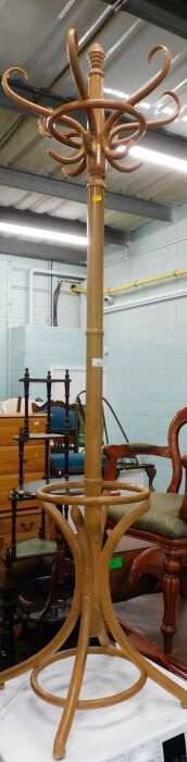 A light beech hat and coat stand.