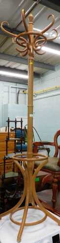 A light beech hat and coat stand.
