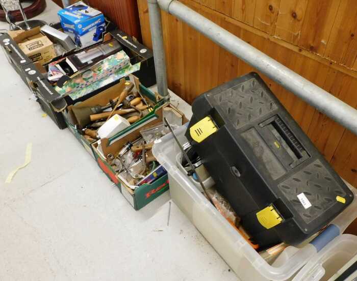 Various tools, hand tools and effects, 710w part boxed planer, wire brushes, various other hand...