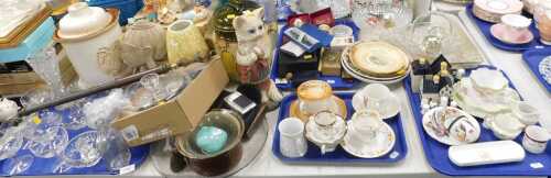 Ceramics and houseware, to include Pendelfin figures, Rosa, Robert, and another unnamed,...