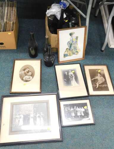 Collectable glass bottles, wine bottles, condiment bottles, etc., excavated bottles, together...