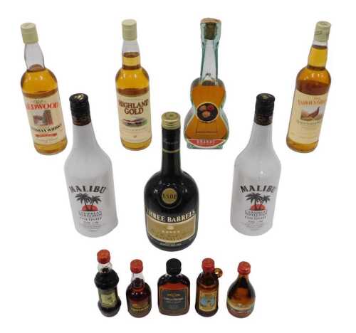 A bottle of Famous Grouse blended Scotch whisky, 70cl, three barrels brandy, various miniatures,...