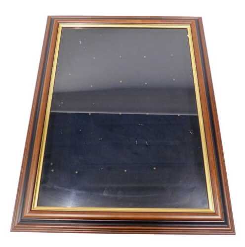 A 20thC hanging display cabinet, of rectangular form with single glazed door, double lock catch...