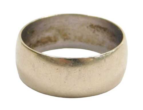 A 9ct white gold wedding band, of plain design, 7mm band, Birmingham 2010, ring size P, 4.8g. (AF)