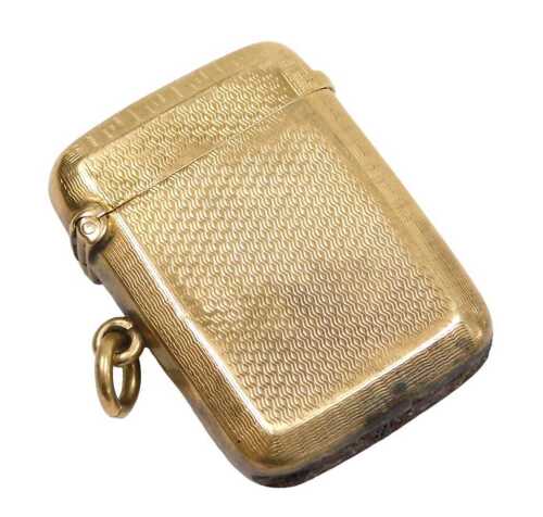 A 9ct gold Vesta case, with engine engraved decoration and single ring, maker B&S, Birmingham...