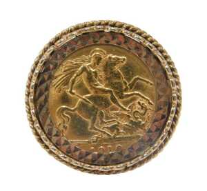 An Edward VII half gold sovereign ring, dated 1910 in 9ct gold ring mount, London 1976, ring...