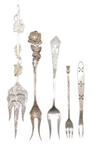 Various early 20thC pickle forks, an example with floral and entwined stem, with three pronged...