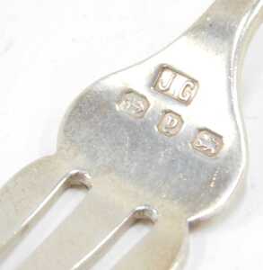 Eleven pickle and other serving forks, to include a small Old English pattern, with entwined... - 3