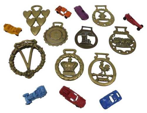 Various brassware, horse brasses, small quantity of diecast vehicles, one marked Arbrth, clock...