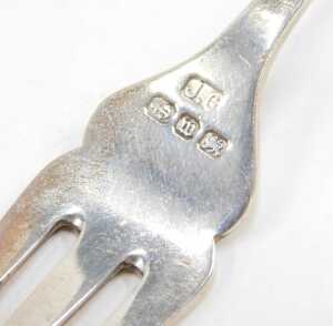 Ten silver and other pickle and serving forks, to include a horn handle example, with silver... - 3
