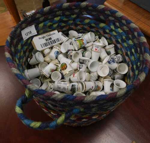 V - Various thimbles, commemorative, scenery and others, to include Edinburgh Castle, 3cm high, etc....