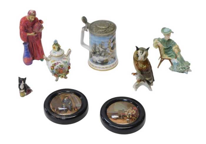 Miscellaneous ceramics, to include a Royal Doulton porcelain figure modelled as Ascot, HN2356, a...