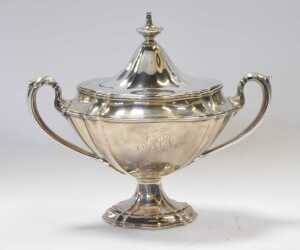 A William IV silver twin handled sugar bowl and cover, of urn form, initialled, raised on a... - 5