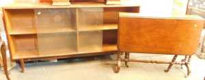A Victorian mahogany Sutherland table, raised on turned supports, on castors, 71cm high, 91cm...
