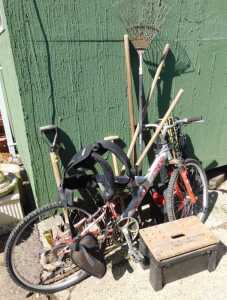 Garden tools, together with a Black and Decker WorkMate workbox, folding sack wheels, and a...