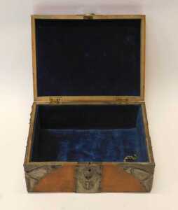 An early 20thC Arts & Crafts sewing box, the hinged lid overlaid with leather and pressed pewter... - 2
