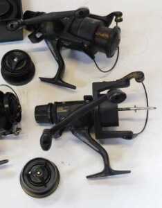 Fishing reels, to include a Shimano 6010 two speed oscillating reel, a Garcia Mitchell 300,... - 4