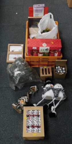 Christmas decorations, to include multi-function lights, Christmas crackers, etc. (1 box, under...