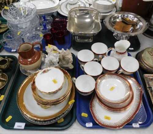 Ceramics, to include an Old English Roses sugar bowl, fruit bowls, large plates, harvest jug,...