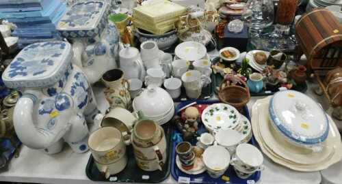 Ceramics, to include part coffee service, decorated with silver highlights, items include cups,...