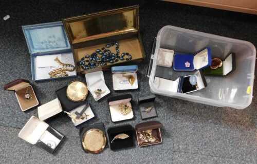 Costume jewellery, to include beaded necklaces, stone set brooches, stone set dragonfly brush,...
