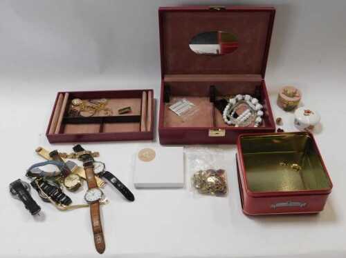 Wristwatches, lady's and gentleman's, to include Limit, Seiko, etc., jewellery box containing...