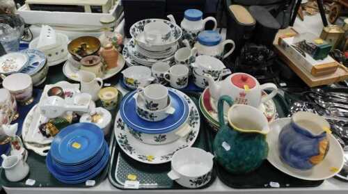 Ceramics, to include a part Midwinter breakfast service, with teapot, coffee pot, cups, saucers,...