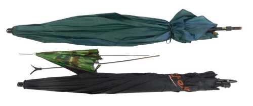 A Middy Shoredry 450 umbrella, and another, etc. (a quantity)