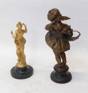 A gilt metal President swinging Diana mystery clock, in the form of a young woman in flowing... - 6