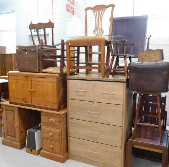 Various sundry furnishings and effects an early 20thC pressed leather travel box, initialled EMS,...