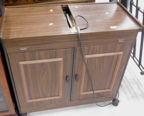 A Philips hostess trolley.