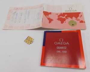 A gentlemen's Omega Seamaster quartz wristwatch, with 3cm diameter gold coloured face, marked... - 4