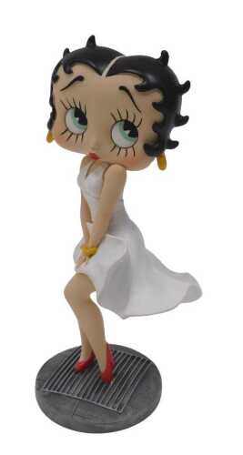 A King Features Syndicate 2003 resin figure of Betty Boop, 21cm high, partially boxed. (AF)