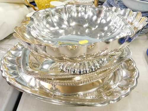 Various silver plated ware, a shaped dish, Old Sheffield plate dish, various other dishes,...