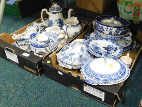 Various pottery, china and effects, part tea and dinner service, blue and white pottery,...