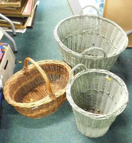 Various wicker, wicker basket, large tapering log box, etc. (a quantity)