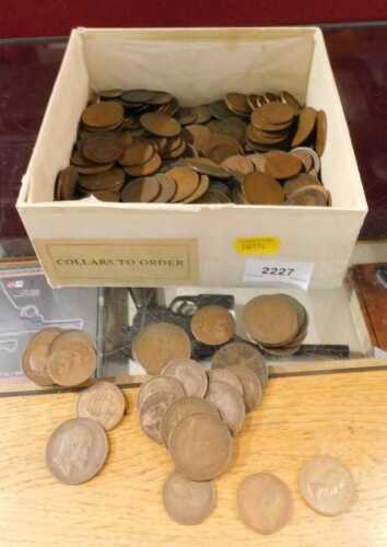 Various coins, GB pre decimal used, low denomination, pennies, halfpennies, etc. (1 box)