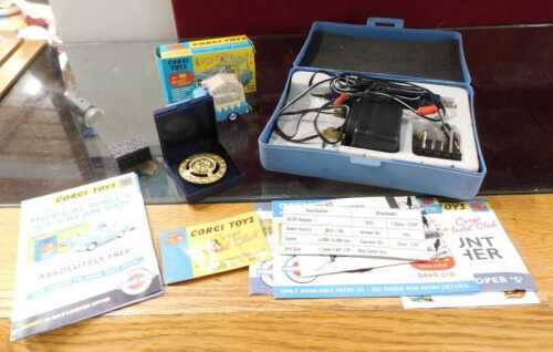 A modern Corgi Classics style 474 diecast van, in outer packaging, Notts & Derby brooch, small...